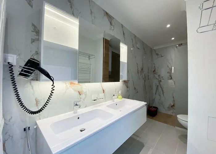 Apartment New Yorker 2 Bedroom Varna