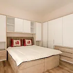 New Yorker 2 Bedroom Apartamento Varna
