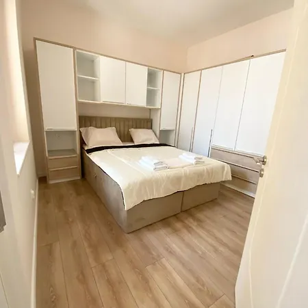 New Yorker 2 Bedroom * Varna