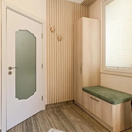 New Yorker 2 Bedroom Varna