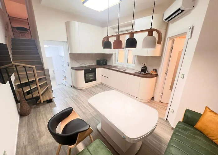New Yorker 2 Bedroom * Warna